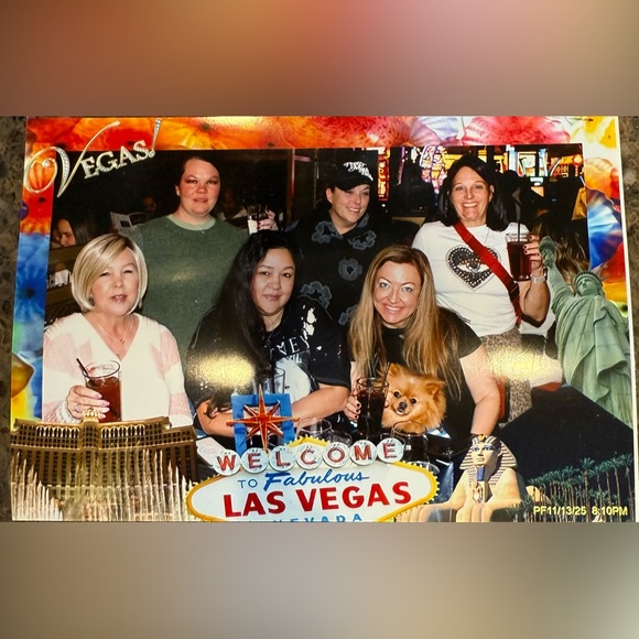 SHOP ‘TIL YOU DROP TRAIN - Picture 4 of 7